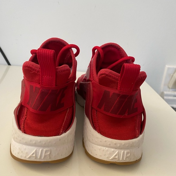 Womens Nike Huaraches - Picture 2 of 2